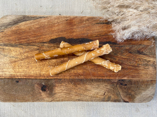 Runderstaafjes gevuld met kaas